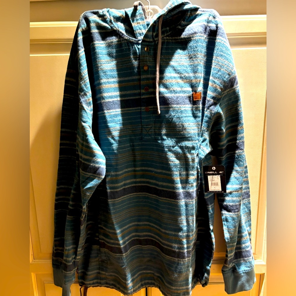 NWT ONeill viewpoint Fleece Pullover
